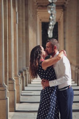 Photographer in Paris / Couple / Palais Royal