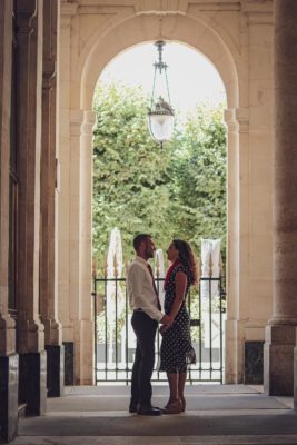 Photographer in Paris / Couple / Palais Royal